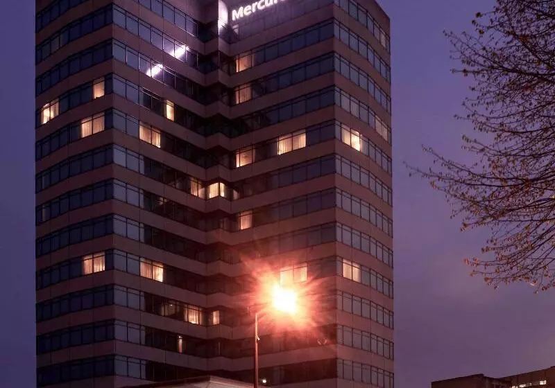 Fotos del hotel Mercure Cardiff Holland House  & Spa:  14