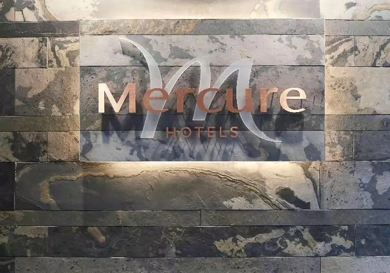 Fotos del hotel Mercure Cardiff Holland House  & Spa:  8