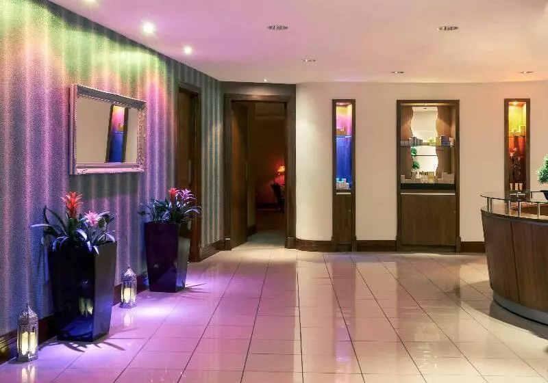Fotos del hotel Mercure Cardiff Holland House  & Spa:  2