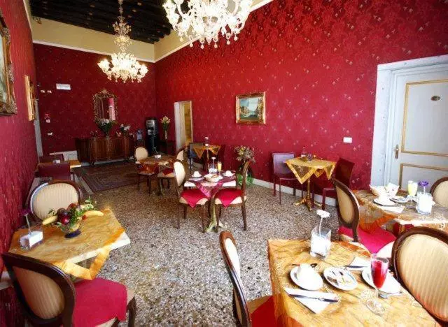 Fotos del hotel Residenza  San Maurizio:  4