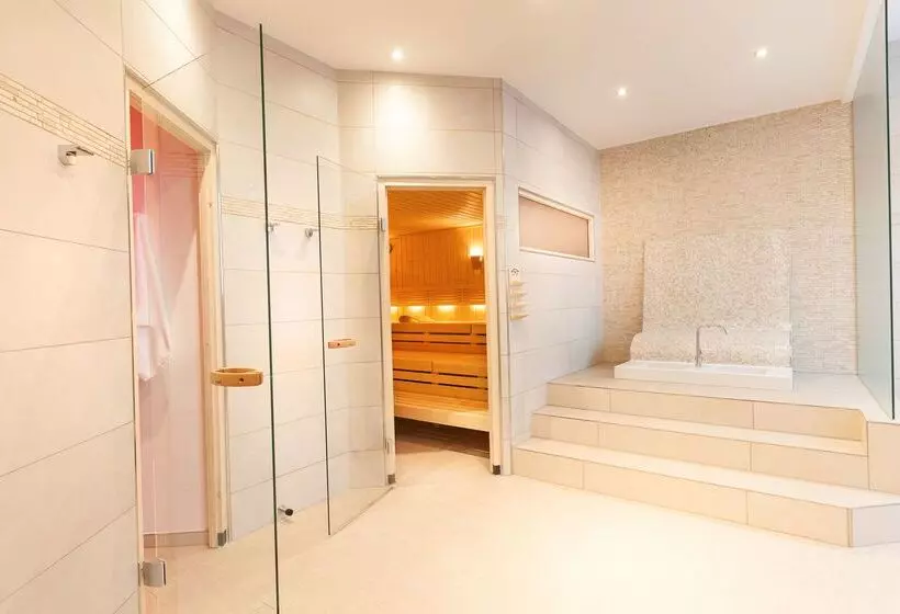 Fotos del hotel Living  Weißensee:  5