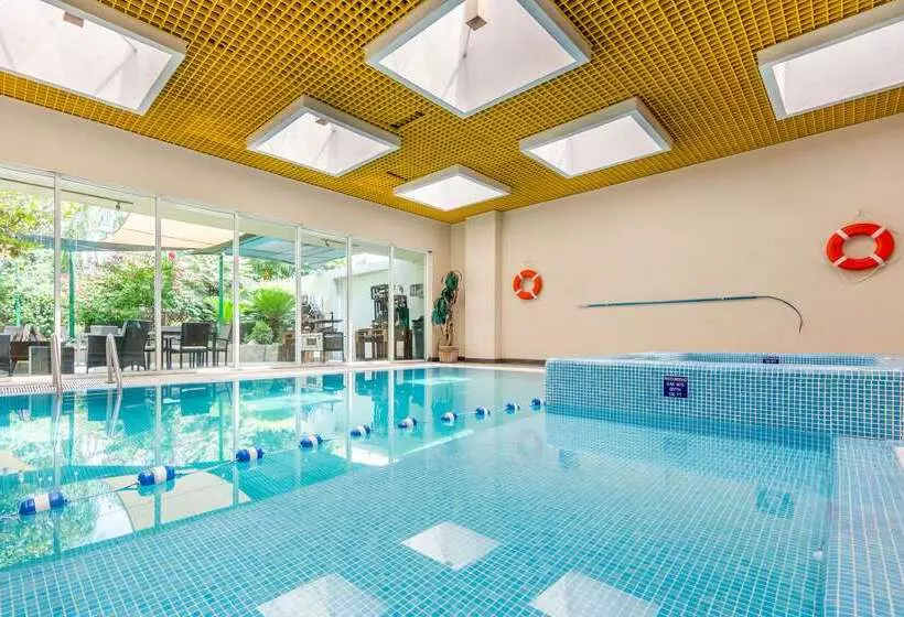 Fotos del hotel Quality Inn Monterrey La Fe:  3