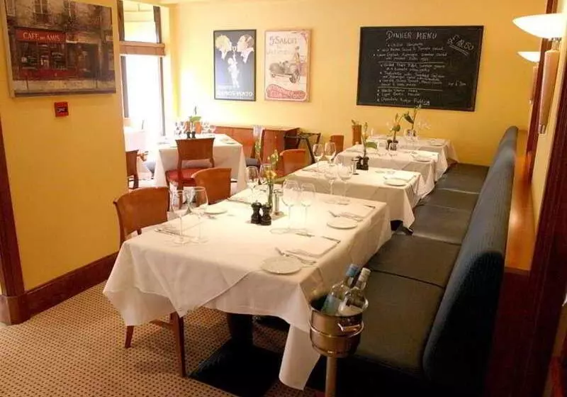 Fotos del hotel Taj 51 Buckingham Gate Suites And Residences:  7