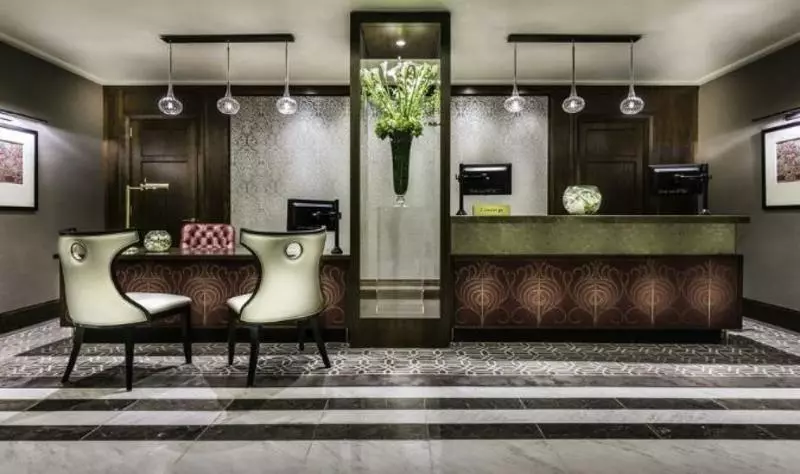 Fotos del hotel Taj 51 Buckingham Gate Suites And Residences:  6