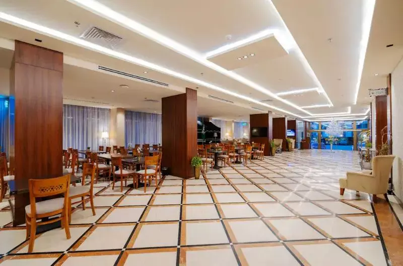 Fotos del hotel Vivid Plaza   1:  3