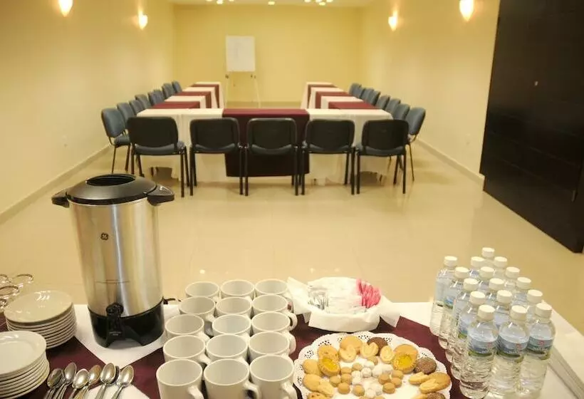 Fotos del hotel Azteca Inn:  7