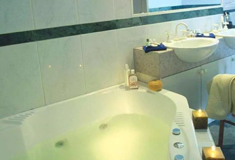 Fotos del hotel Best Western Plus The Tudor Box Hill:  17