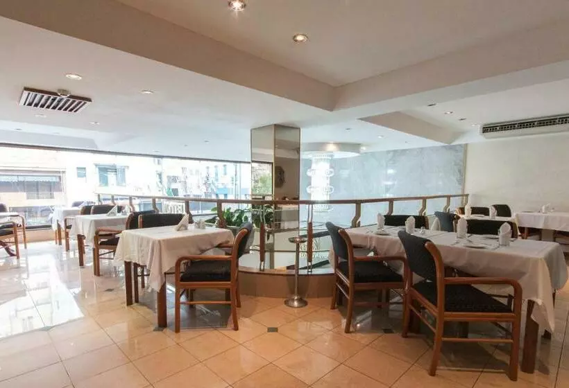 Fotos del hotel Cuatro Reyes:  3