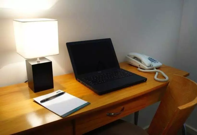 Fotos del hotel Rnr Serviced Apartments Adelaide - Sturt St:  4