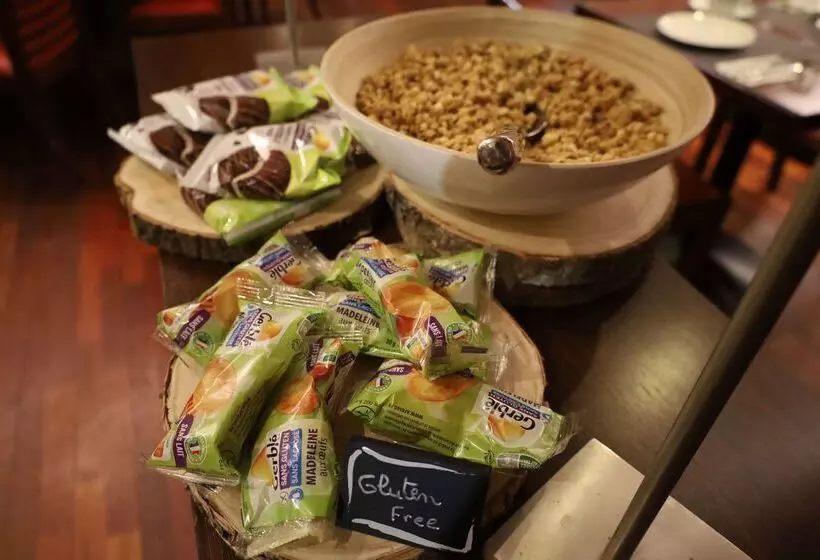 Fotos del hotel Golden Tulip Paris Cdg Airport – Villepinte:  19