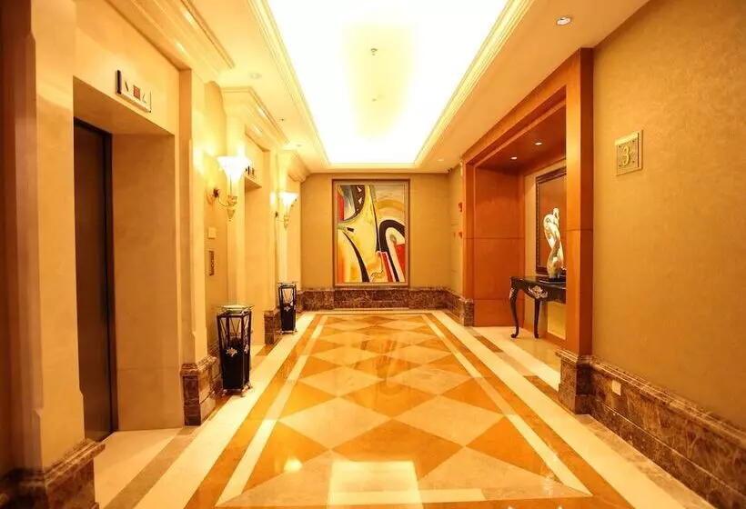 Fotos del hotel Grand International:  9