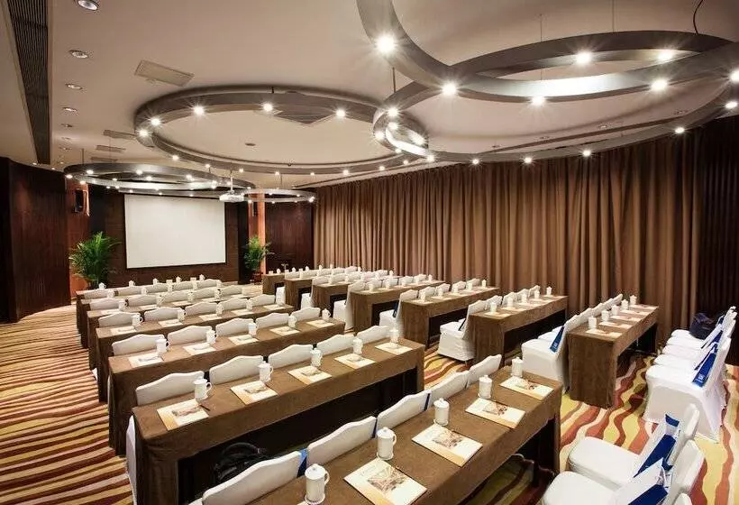 Fotos del hotel Grand International:  24