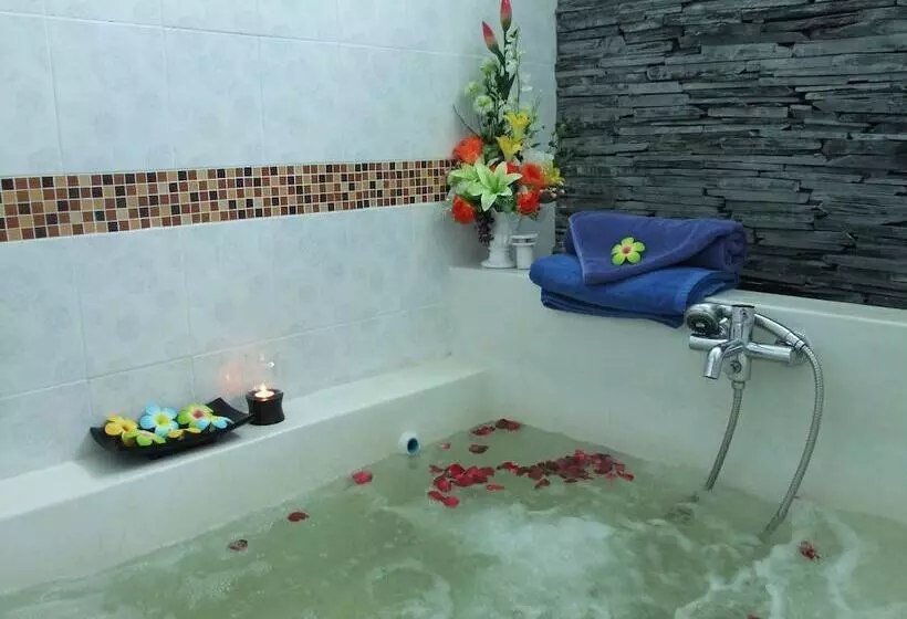 Fotos del hotel Samui Island Beach Resort &:  2