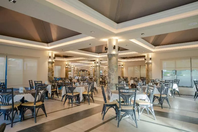 Fotos del hotel The Grand Blue Sky International  All Inclusive:  11