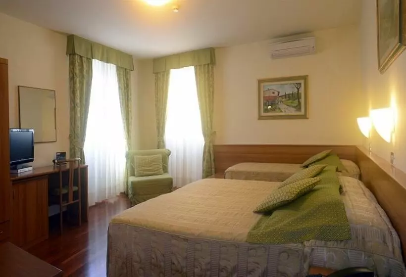 Fotos del hotel Colomba:  17