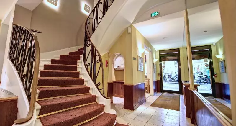 Fotos del hotel Hôtel Du Midi Paris Montparnasse:  7