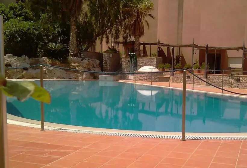 Fotos del hotel Addaura Village E Congressi:  13