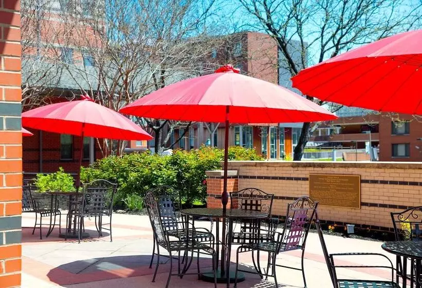 Fotos del hotel Kellogg Conference Hotel At Gallaudet University:  4