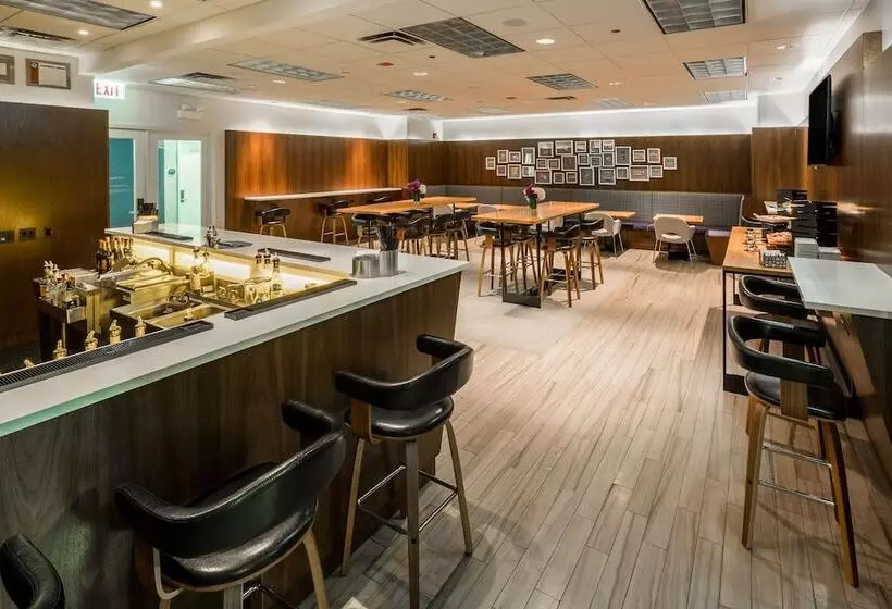 Fotos del hotel Kinzie Hotel:  5