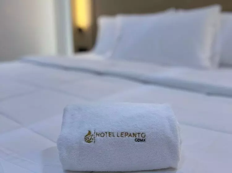 Fotos del hotel Lepanto:  12