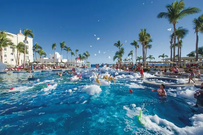 Riu Palace Cabo San Lucas – All Inclusive