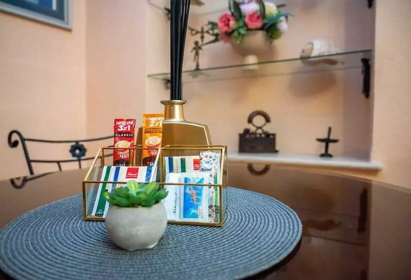 Fotos del hotel Amoret:  7