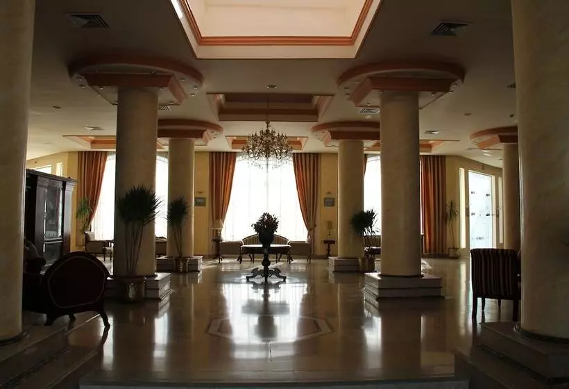 Fotos del hotel Royal Paradise Beach Resort:  2