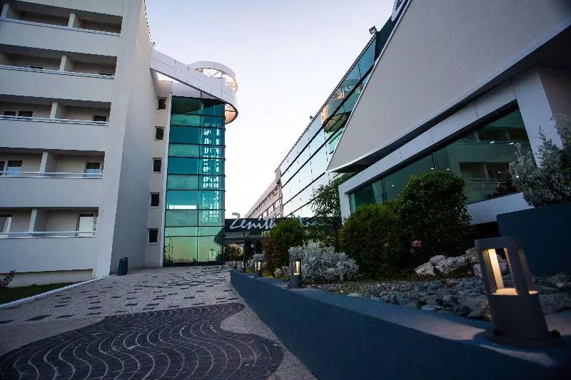 Fotos del hotel Hotel Zenith:  17