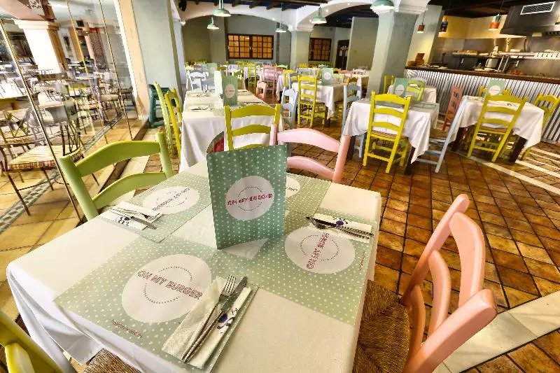 Fotos del hotel Holiday World Village:  22