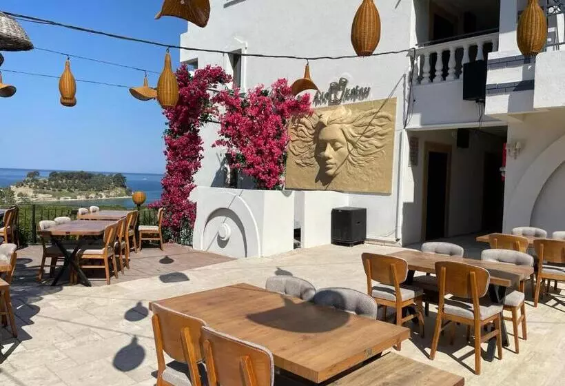 Fotos del hotel Carina:  12