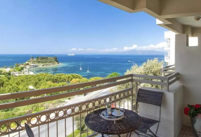 Fotos del hotel Carina:  14