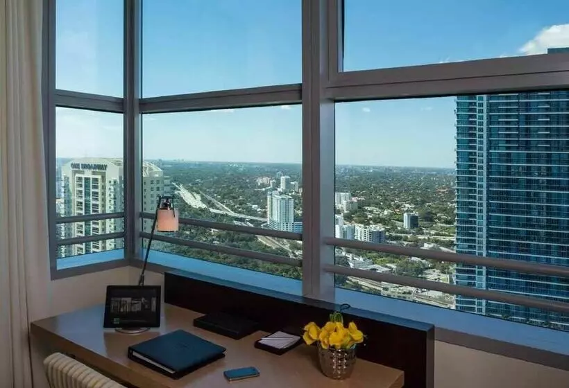 Fotos del hotel Conrad Miami:  14
