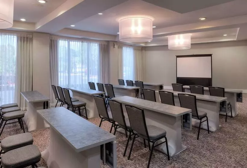 Fotos del hotel Doubletree By Hilton Atlanta  Emory Area:  11
