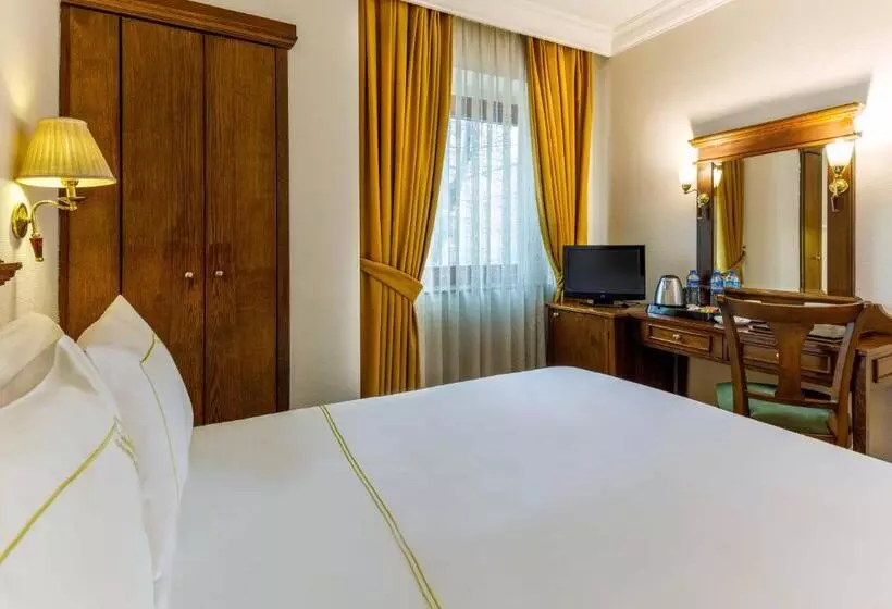 Fotos del hotel Golden Crown:  19