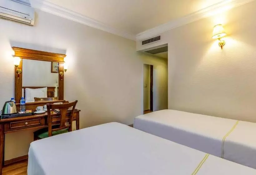 Fotos del hotel Golden Crown:  6