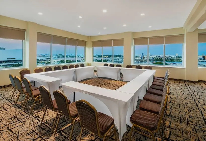 Fotos del hotel Holiday Inn Hotel Port Of Miami-downtown, An Ihg:  35