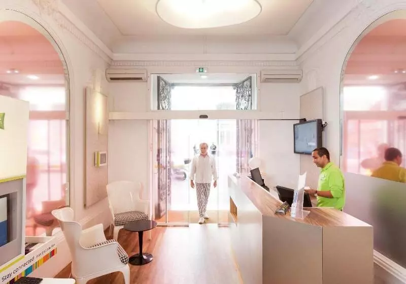 Fotos del hotel Ibis Styles Paris Gare Du Nord Tgv:  5