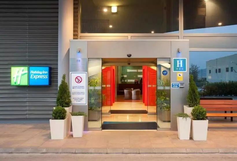 Fotos del hotel Holiday Inn Express Molins De Rei, An Ihg:  7
