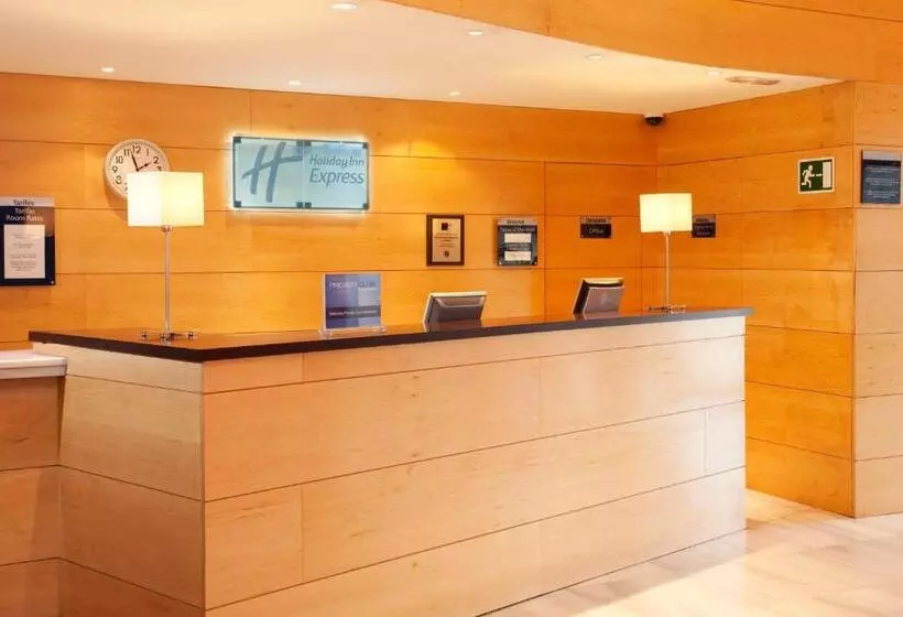 Fotos del hotel Holiday Inn Express Molins De Rei, An Ihg:  3