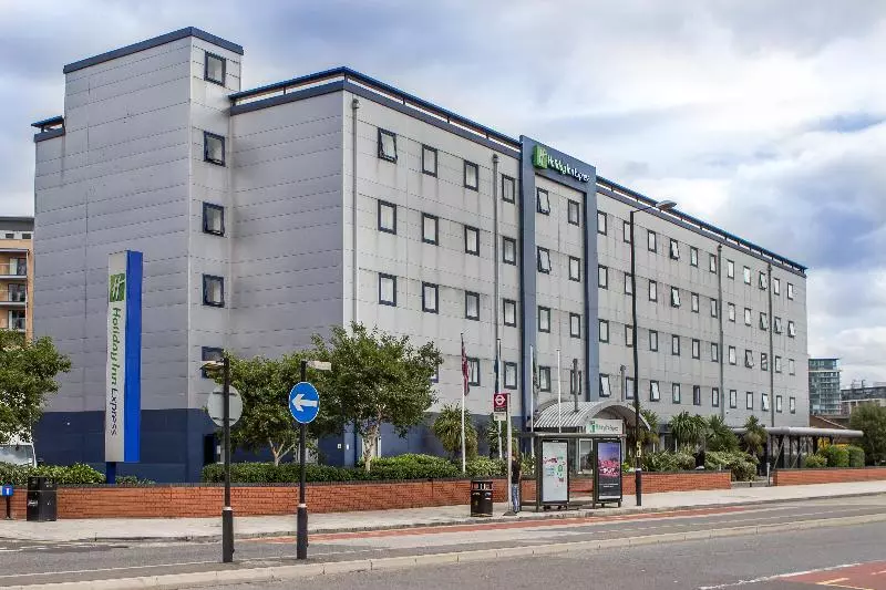 Holiday Inn Express Royal Docks, An Ihg