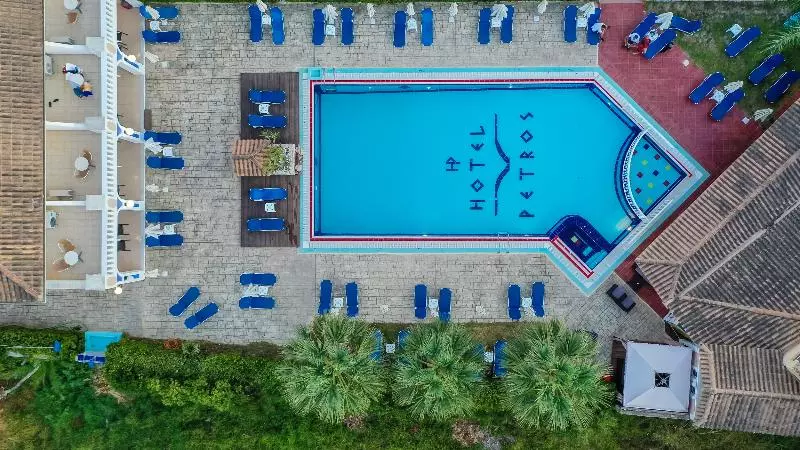 Fotos del hotel Petros:  17