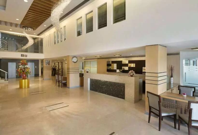 Fotos del hotel Ramada Chennai Egmore:  4