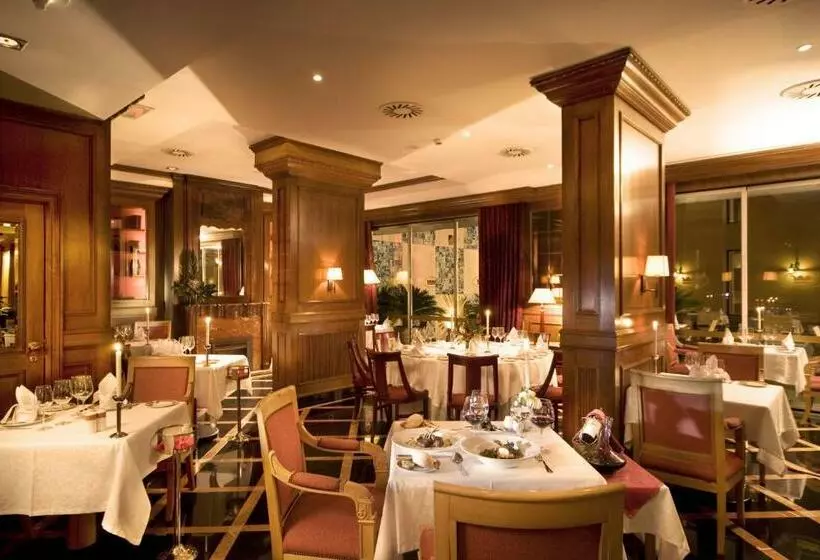 Fotos del hotel Real Palacio:  3