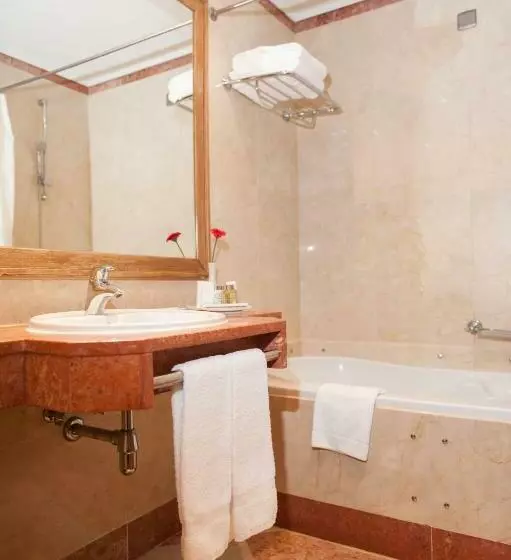 Fotos del hotel Real Palacio:  11