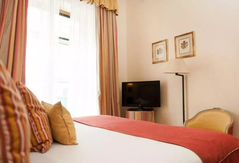 Fotos del hotel Real Palacio:  16