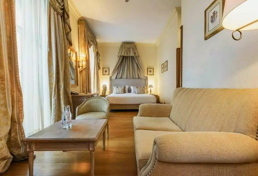 Fotos del hotel Real Palacio:  23