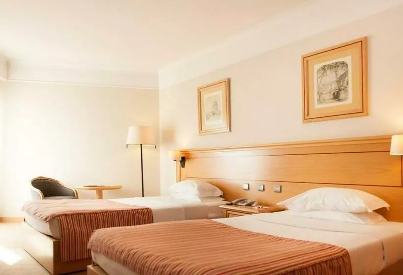 Fotos del hotel Real Palacio:  13