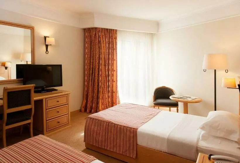 Fotos del hotel Real Palacio:  2