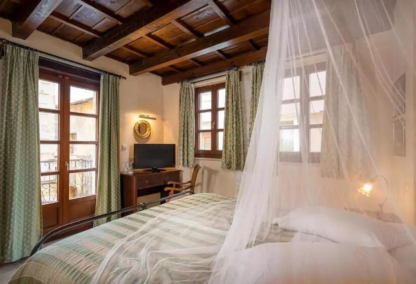 Fotos del hotel Palazzino Di Corina:  8