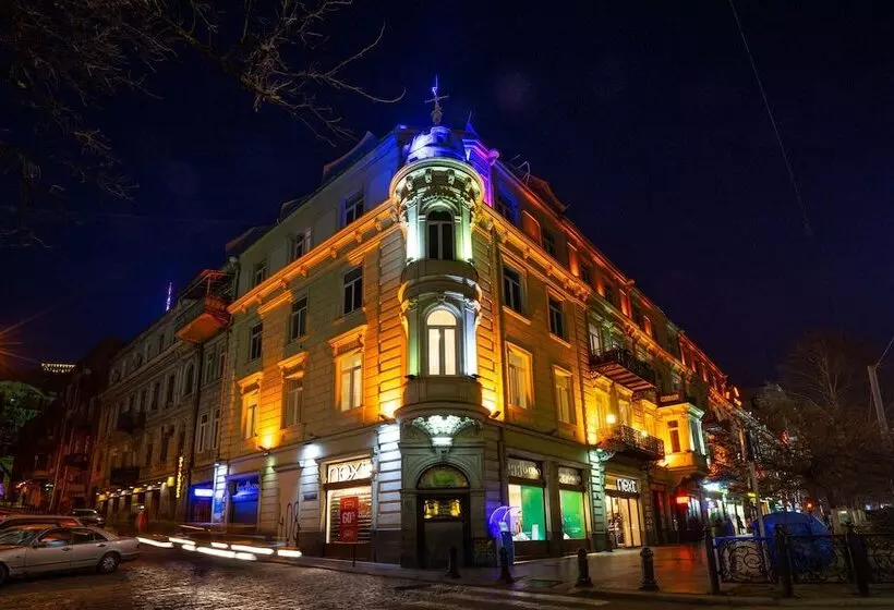 Fotos del hotel Tiflis Opera Apart:  8